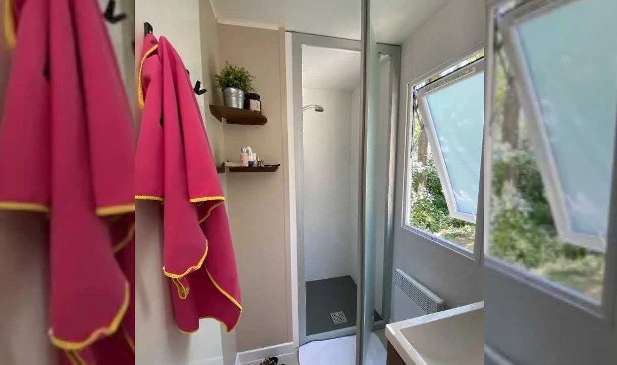 Photo of Bathroom in Martres-Tolosane