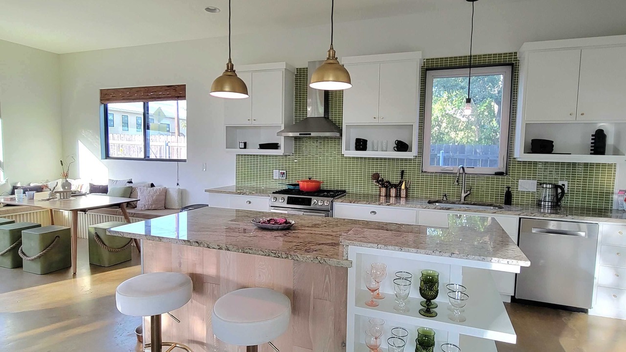 Photo of Kitchen in MLK