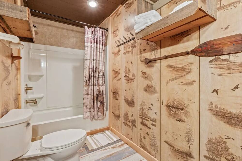Photo of Bathroom in Hulbert