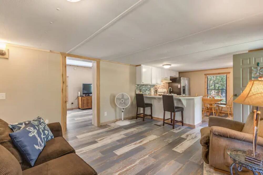 Photo of Livingroom in Hulbert