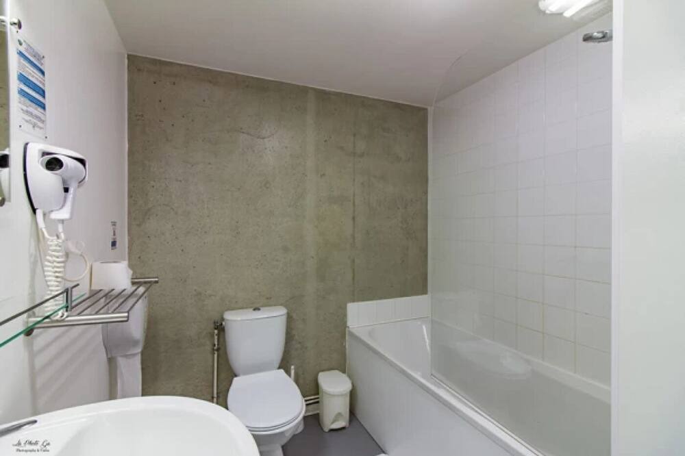 Photo of Bathroom in Sainte-Fereole