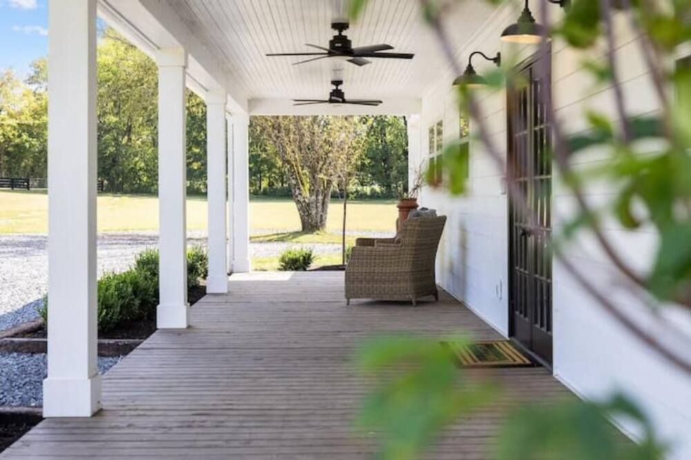 Photo of Patio Balcony in Franklin