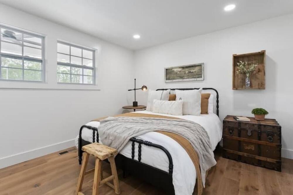 Photo of Bedroom in Franklin