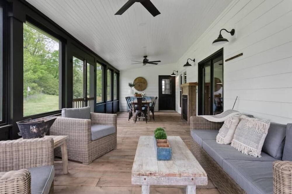 Photo of Patio Balcony in Franklin