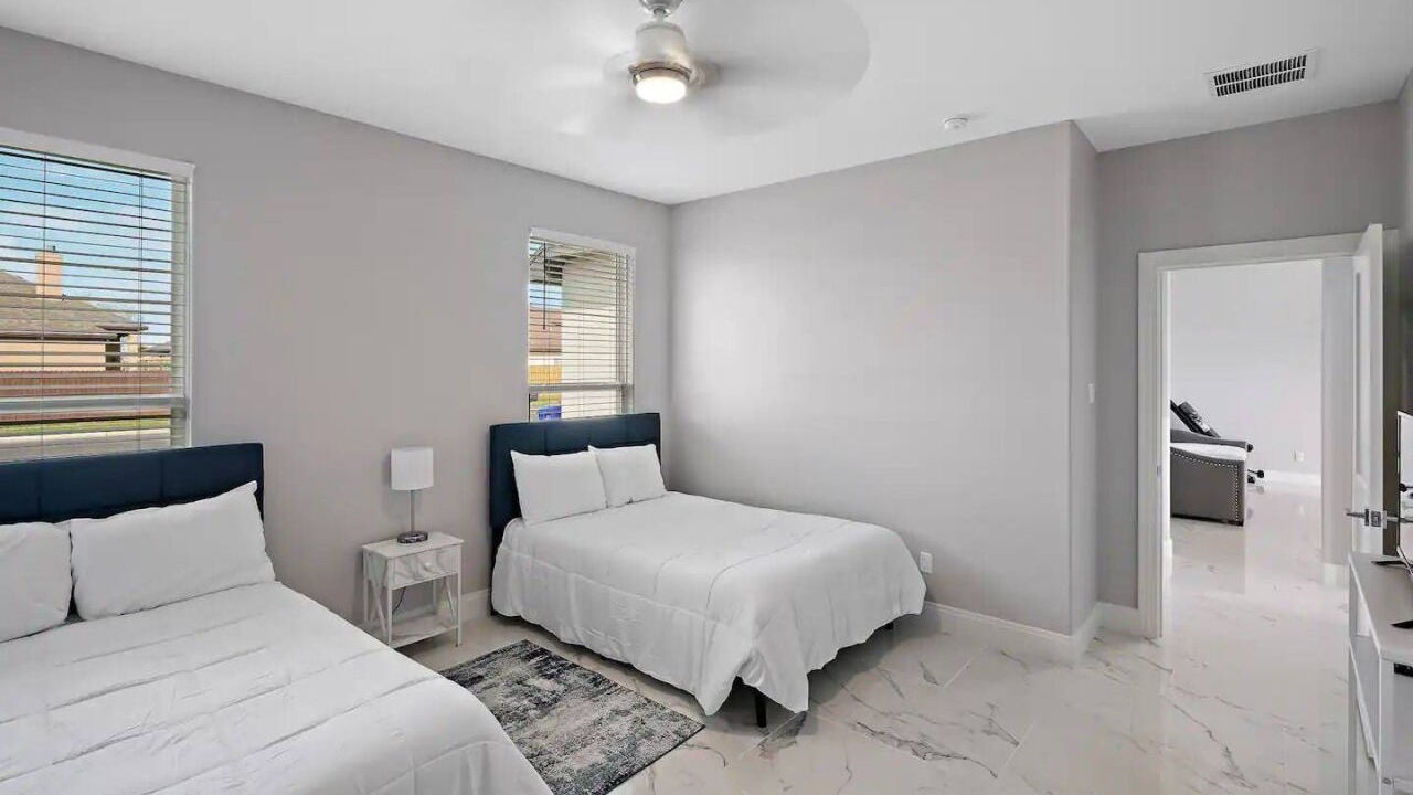 Photo of Others in Robstown