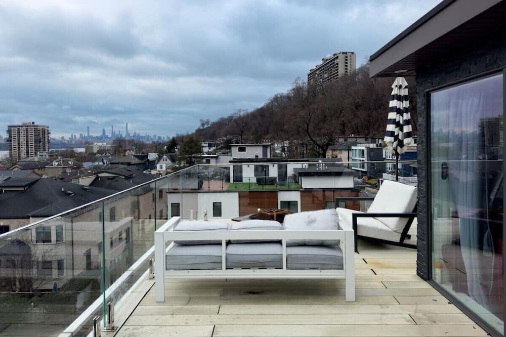 Photo of Outdoor in Edgewater