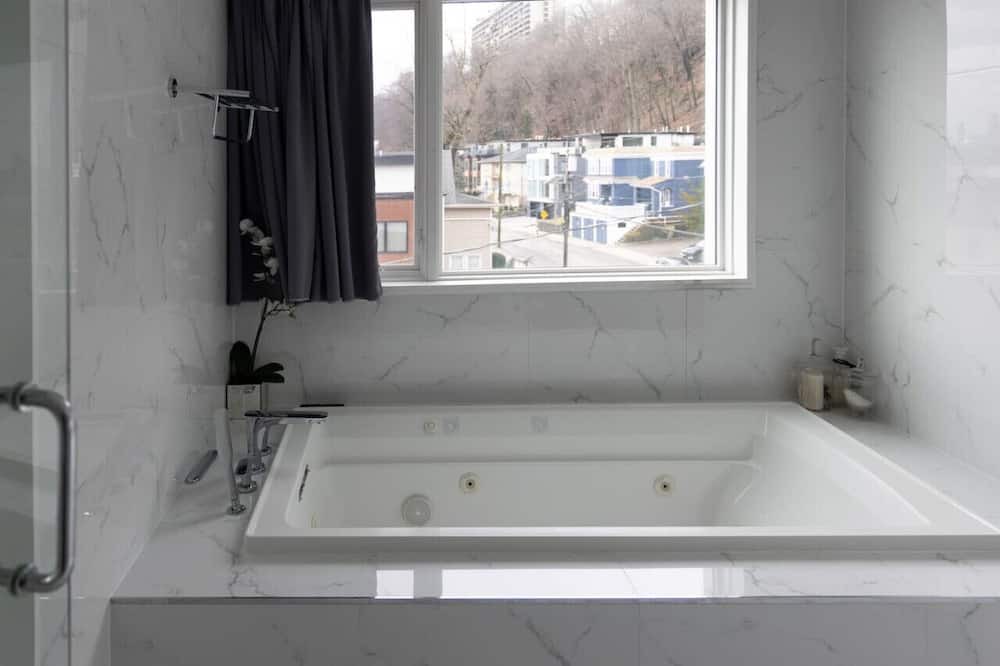 Photo of Others in Edgewater