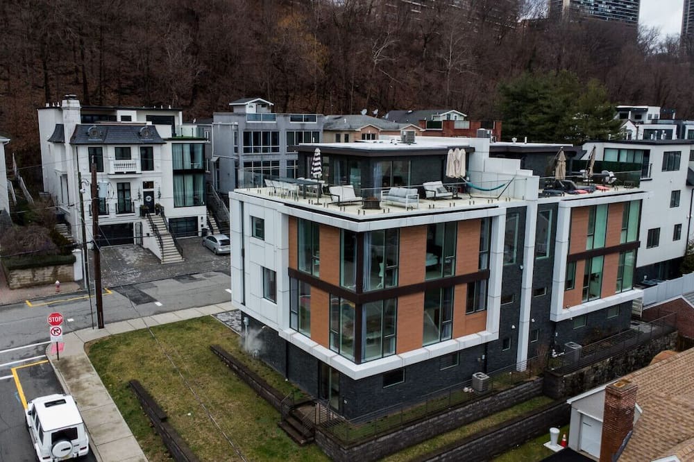 Photo of Others in Edgewater