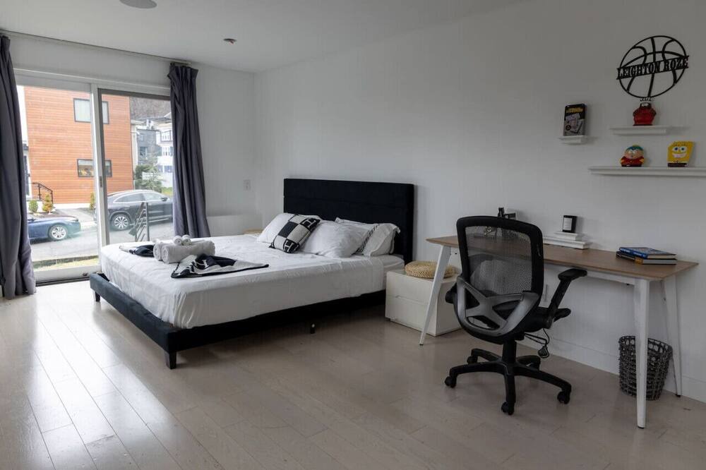 Photo of Others in Edgewater