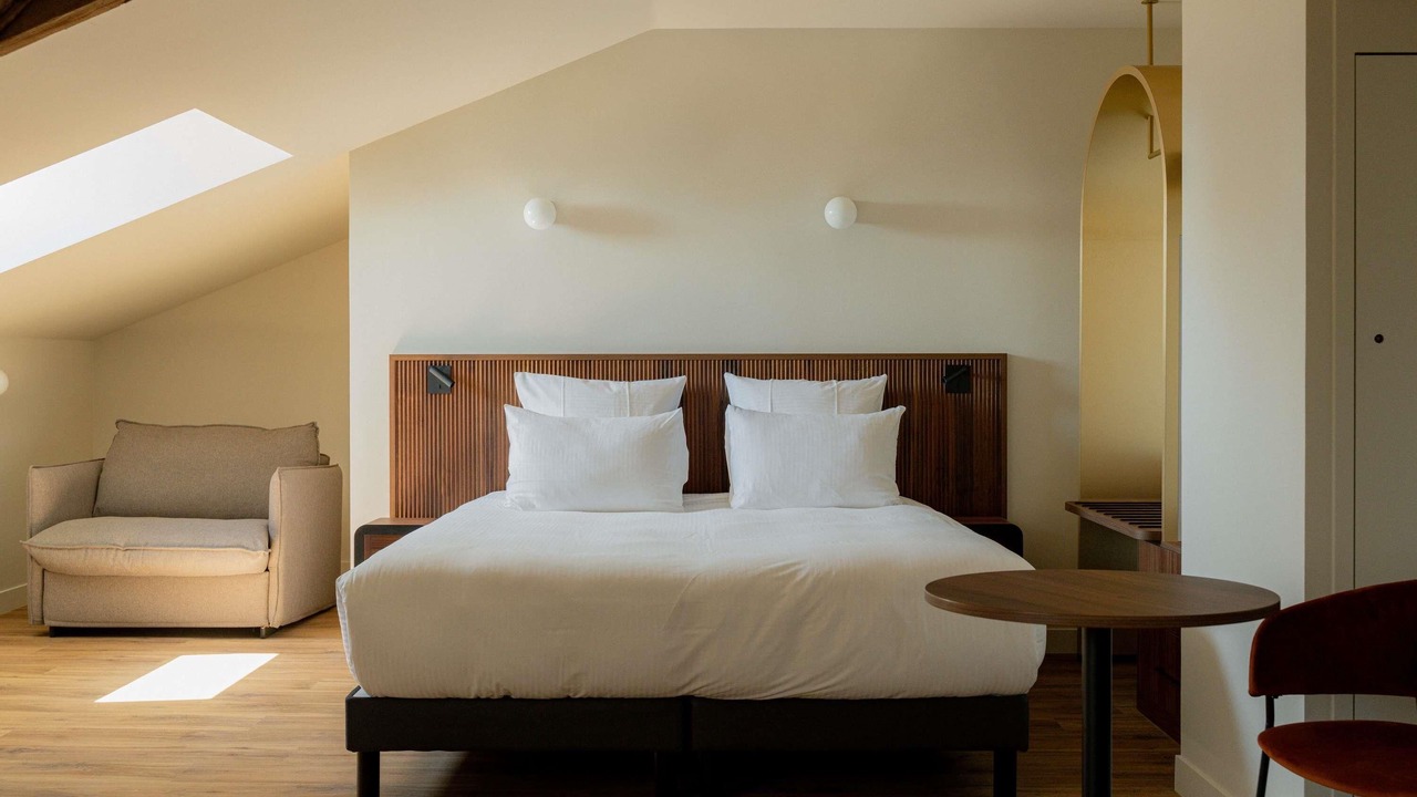 Photo of Bedroom in Griffon - Royale