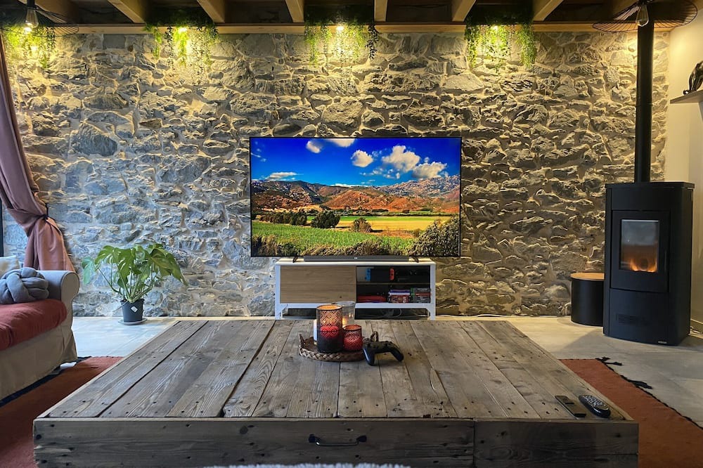 Photo of Livingroom in Montserie