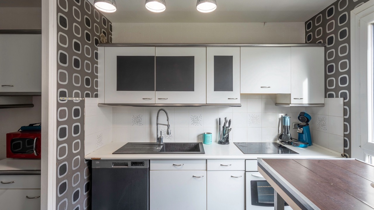 Photo of Kitchen in Quartier Saint-Clement - Jardin des Plantes