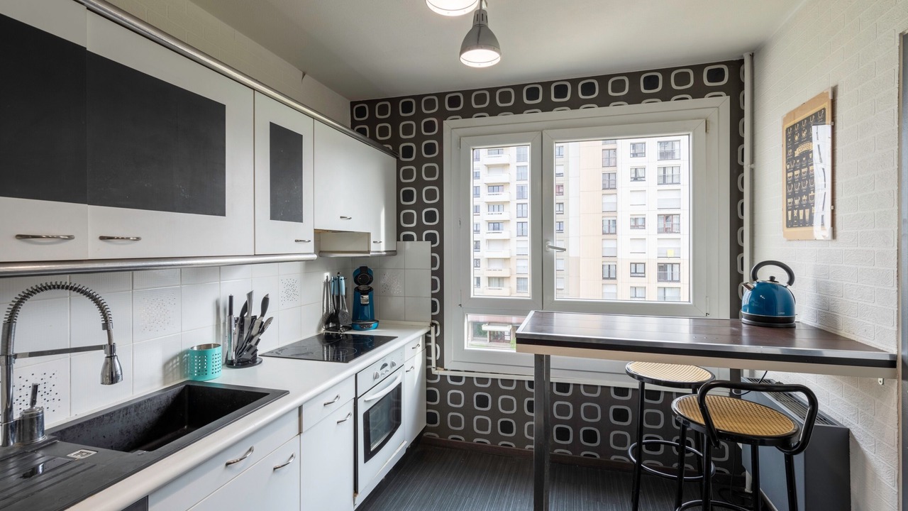 Photo of Kitchen in Quartier Saint-Clement - Jardin des Plantes