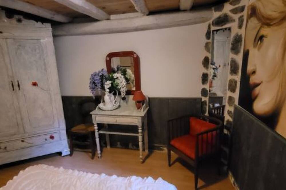 Photo of Bedroom in Nohedes