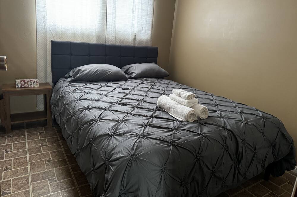 Photo of Bedroom in Longlac