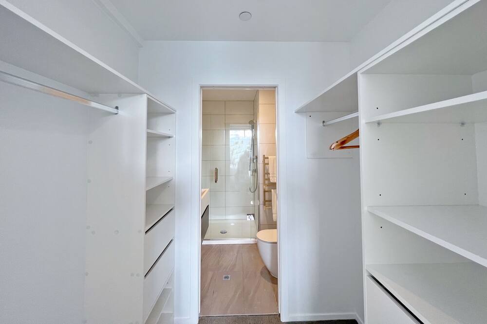 Photo of Bathroom in Greenlane - Ellerslie