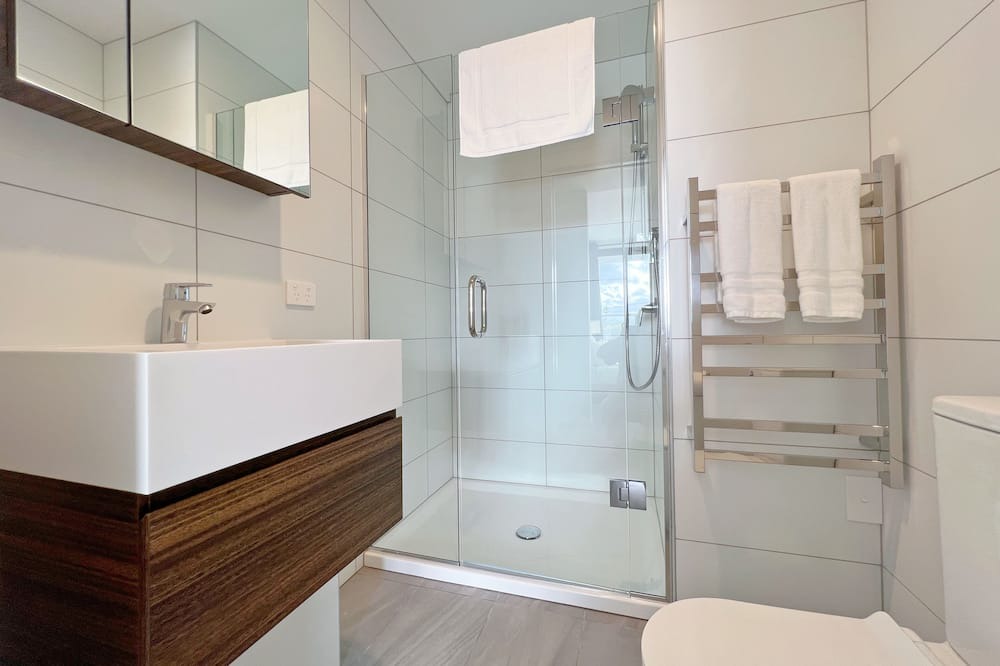 Photo of Bathroom in Greenlane - Ellerslie