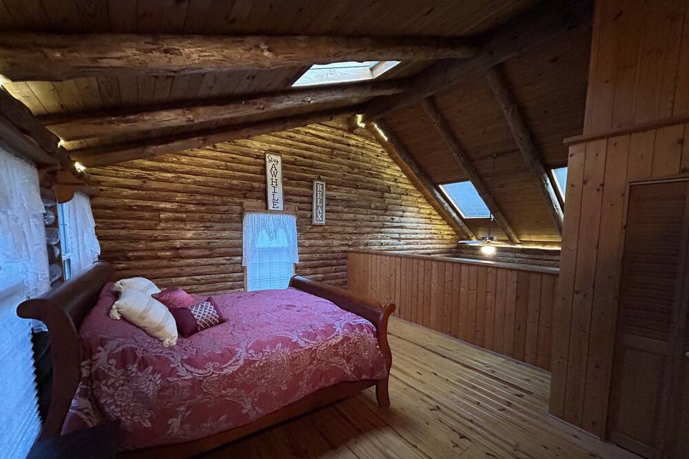 Photo of Bedroom in Elk Creek Township