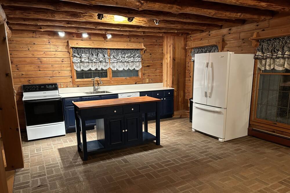 Photo of Kitchen in Elk Creek Township