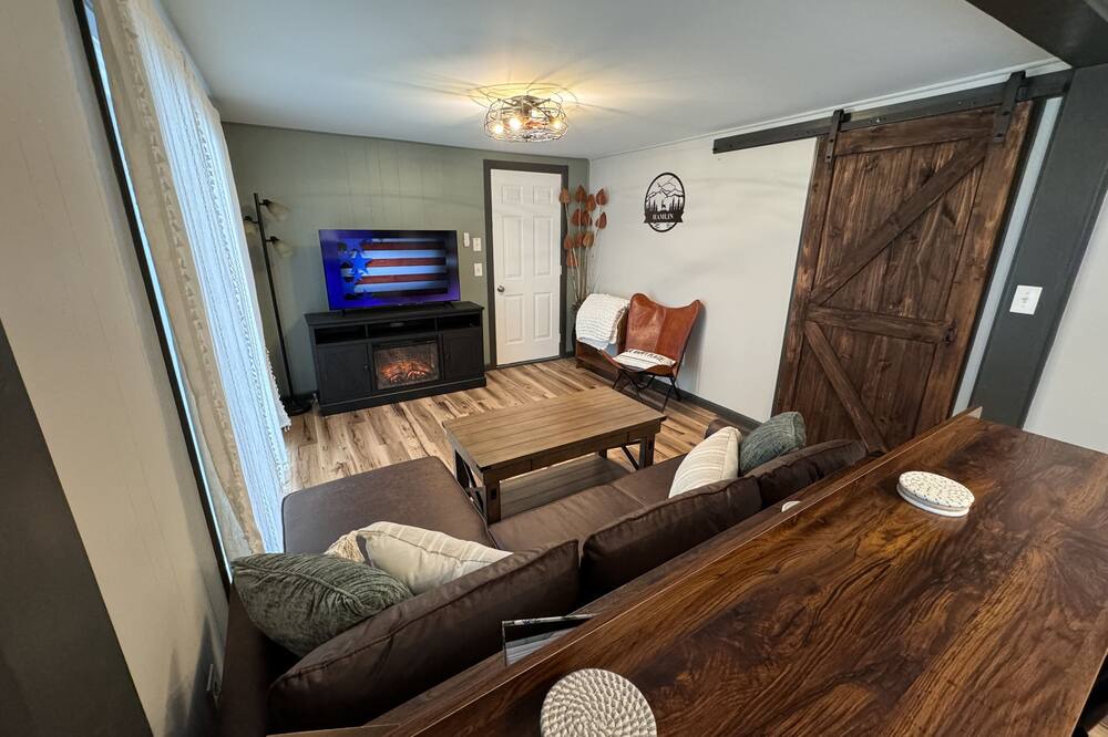 Photo of Livingroom in St. Helen