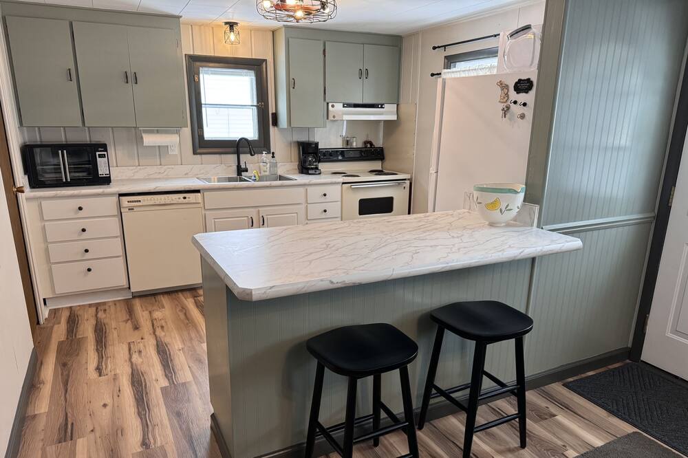 Photo of Kitchen in St. Helen