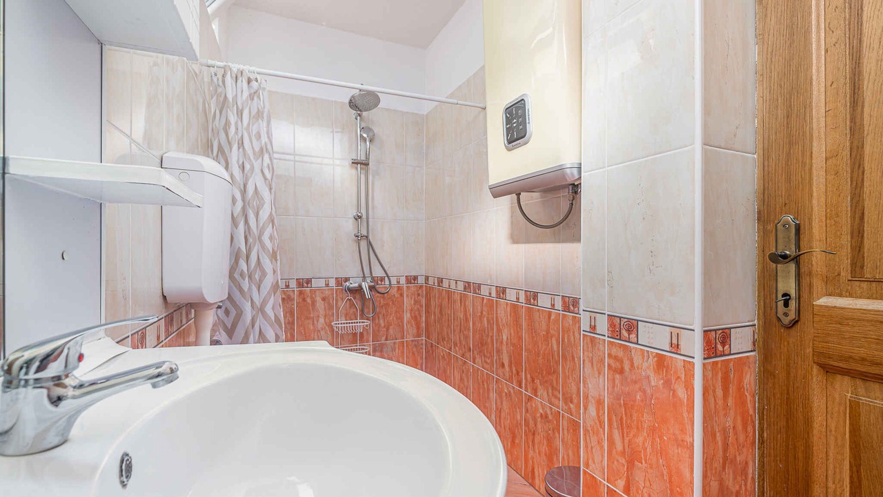 Photo of Bathroom in Buici