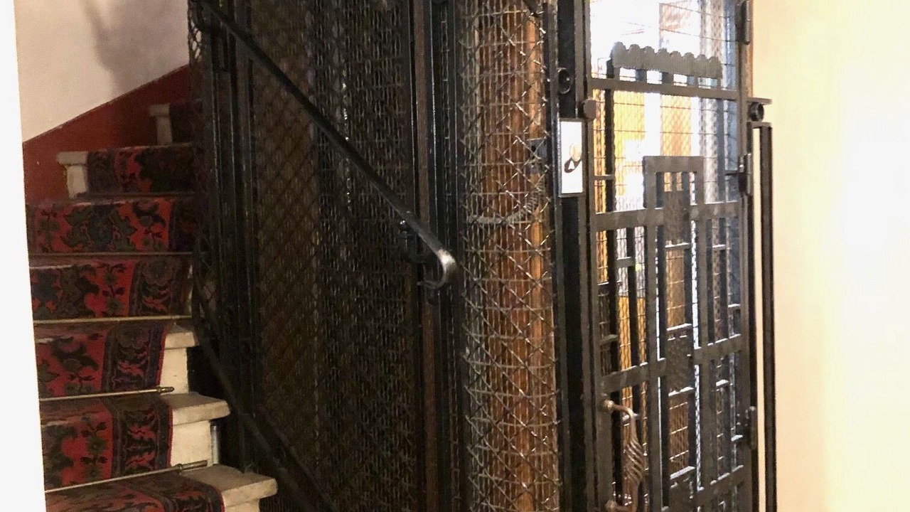 Photo of Others in Quartier de l'Ecole-Militaire