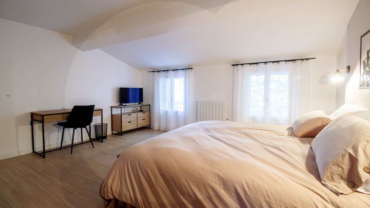 Photo of Bedroom in Castelnaudary