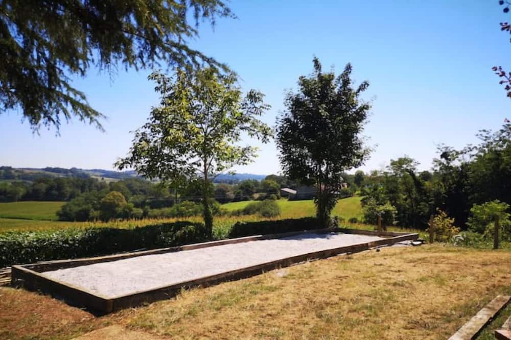 Photo of Outdoor in Maylis