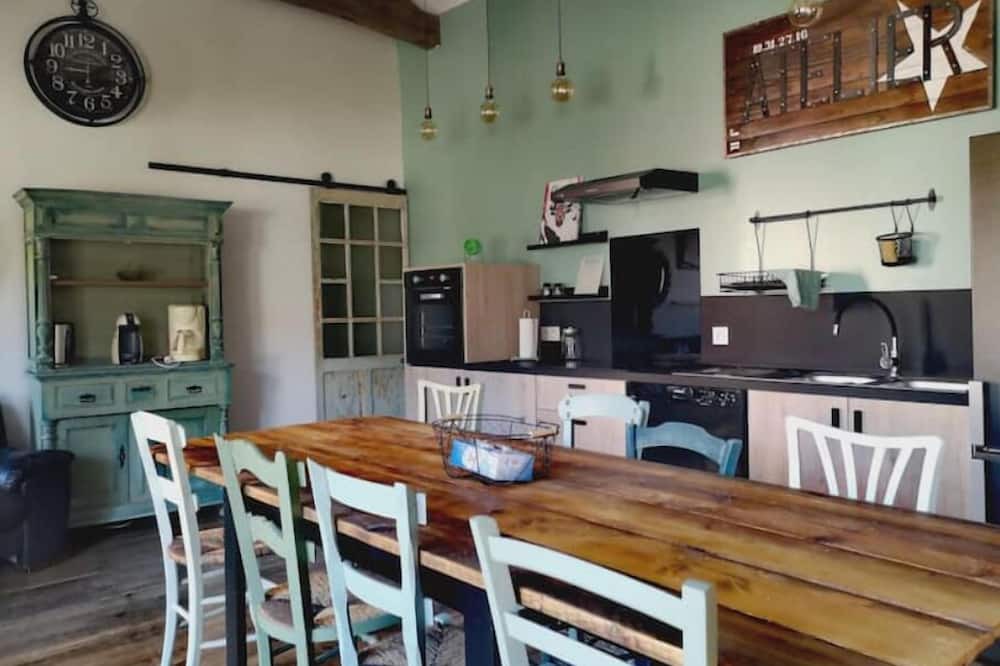 Photo of Kitchen in Maylis