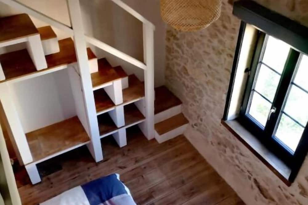 Photo of Others in Maylis