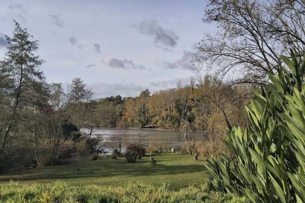 Photo of Outdoor in Eymeux