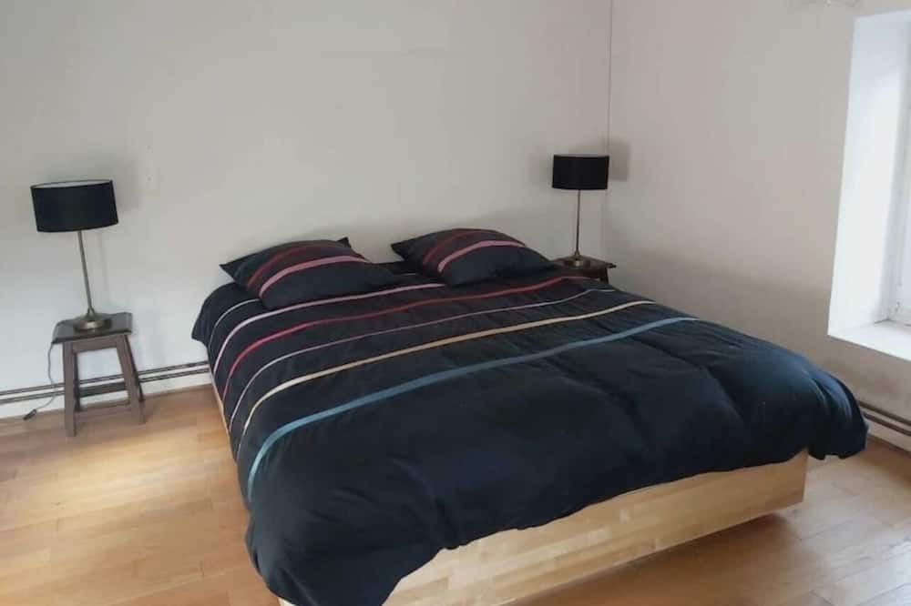 Photo of Bedroom in Eymeux