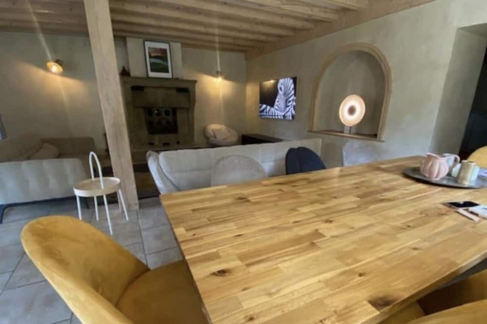 Photo of Others in Eymeux