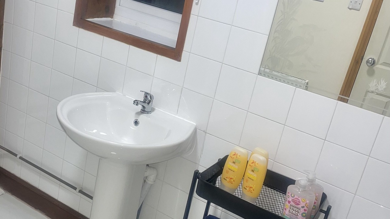 Photo of Bathroom in Bircotes