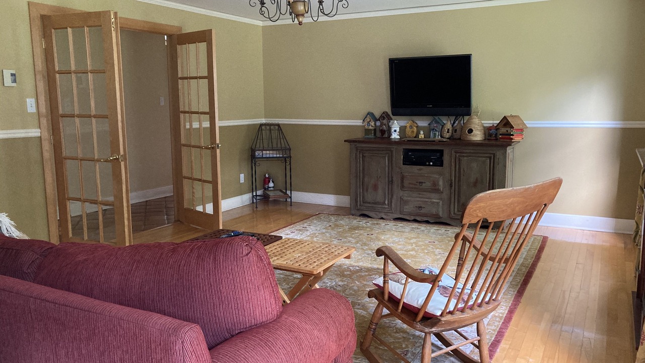 Photo of Livingroom in Knowlton