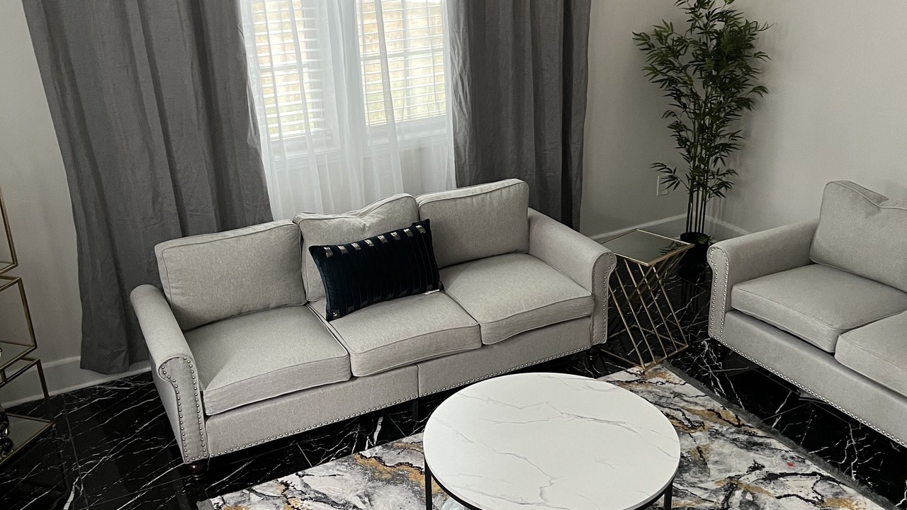 Photo of Livingroom in Monticello