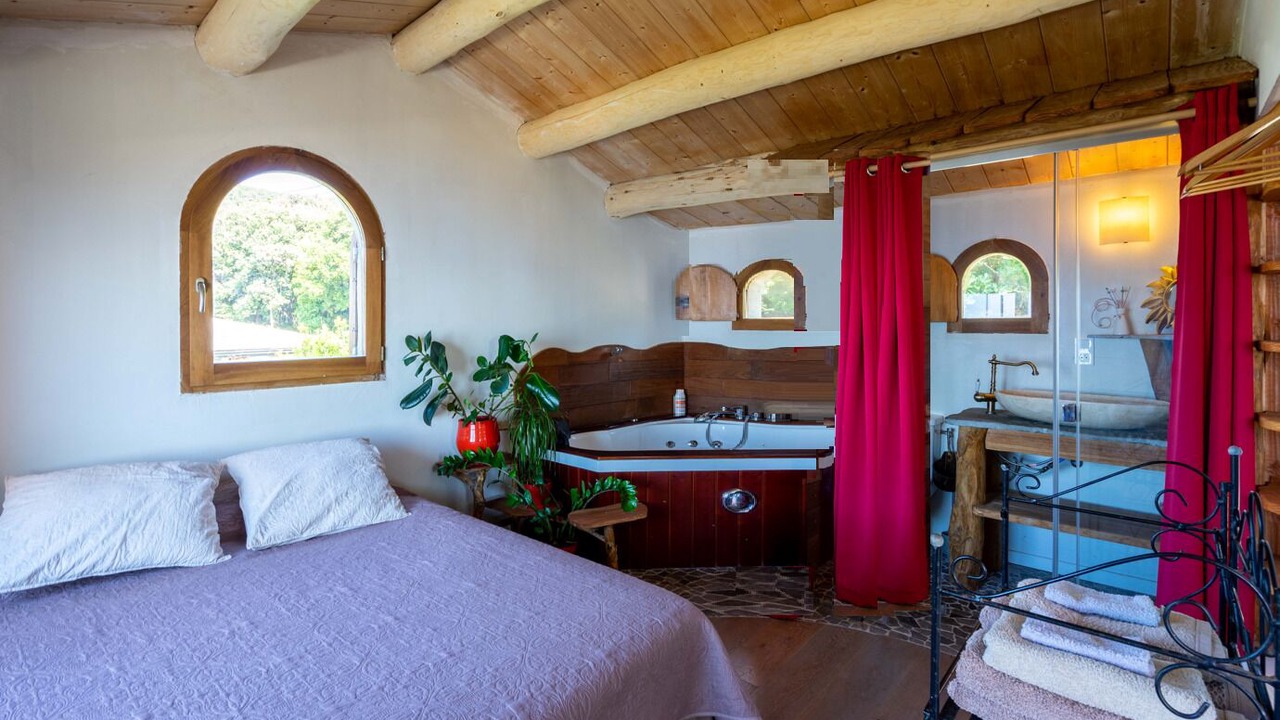 Photo of Others in Pino