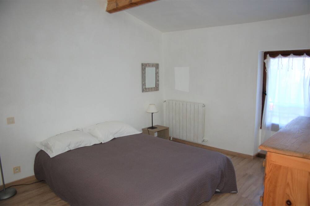 Photo of Bedroom in Orsan
