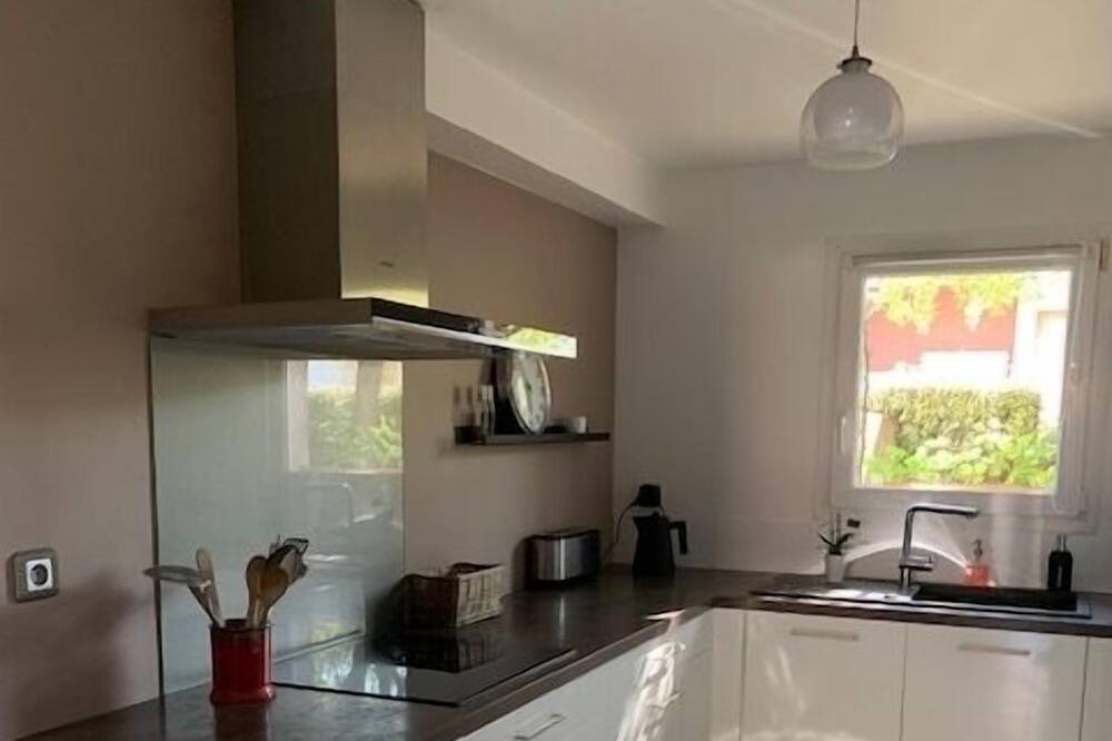 Photo of Kitchen in Saint-Gely-du-Fesc