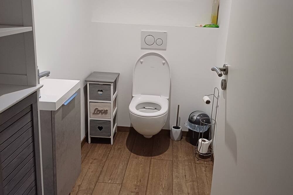 Photo of Bathroom in Payrin-Augmontel