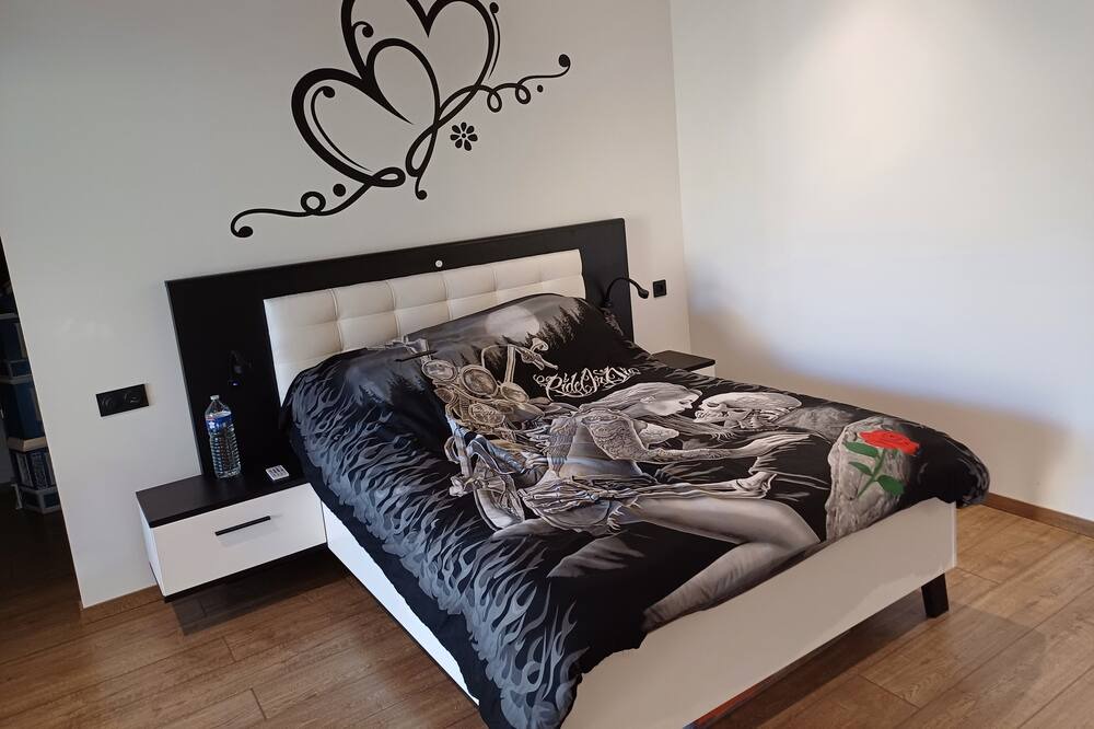 Photo of Bedroom in Payrin-Augmontel