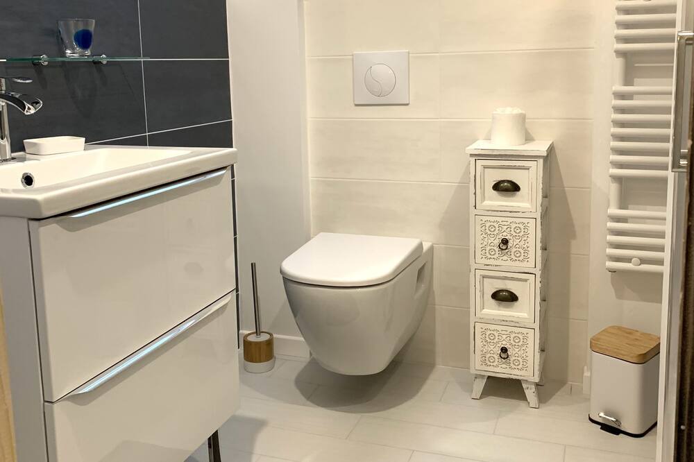 Photo of Bathroom in Cotentin Peninsula