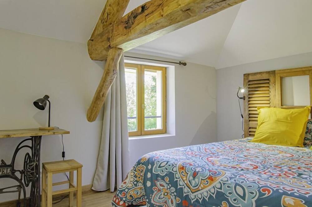 Photo of Bedroom in Brevonnes