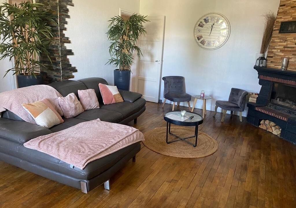 Photo of Livingroom in Maille