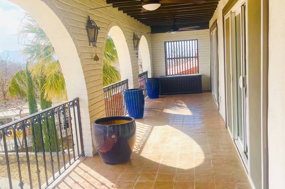 Photo of Patio Balcony in El Paso