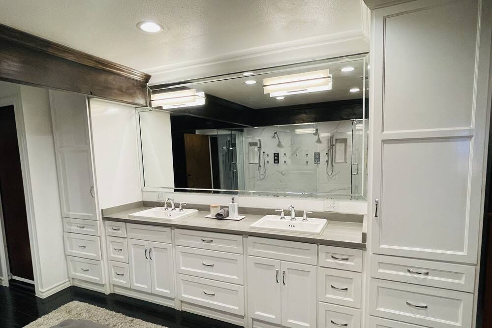 Photo of Bathroom in El Paso