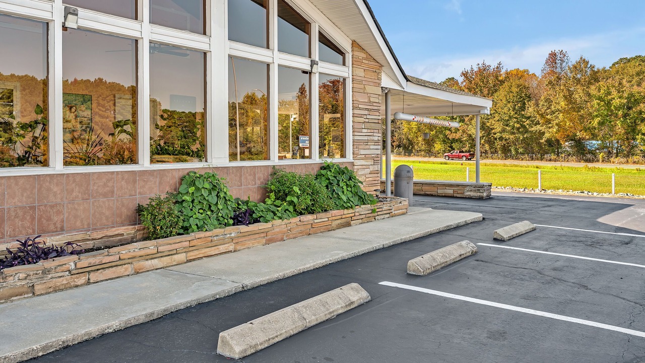 Photo of Outdoor in Four Oaks