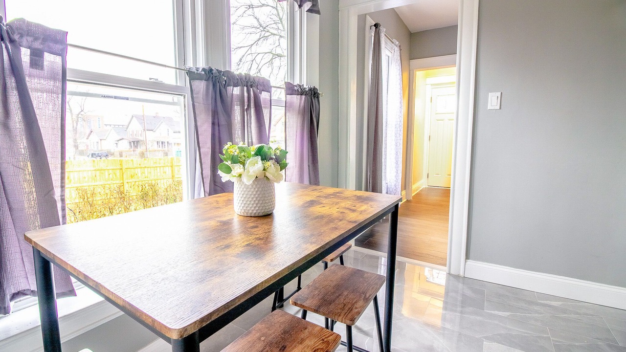 Photo of Kitchen in Downtown Niagara Falls