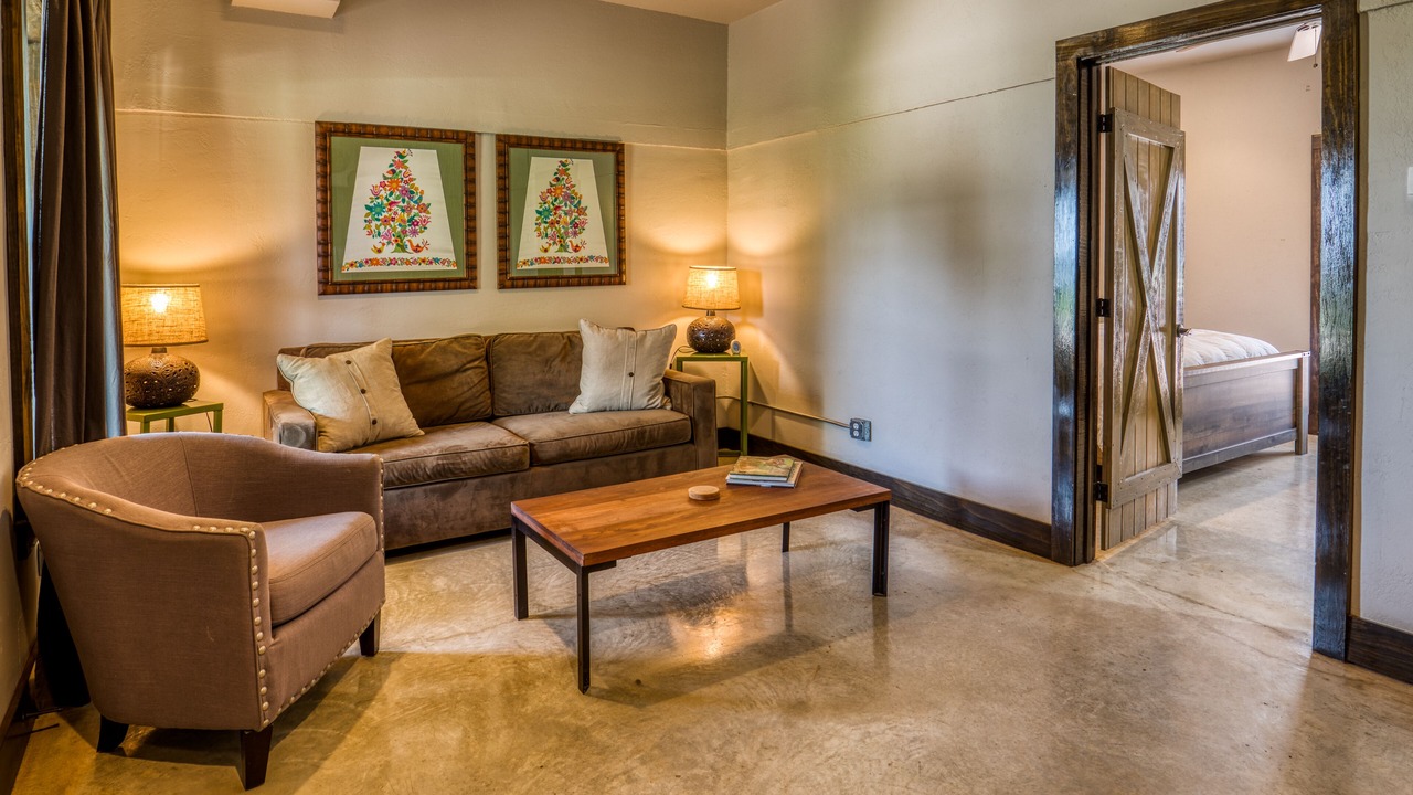 Photo of Livingroom in Hondo